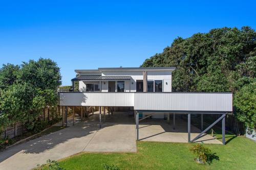 Ohope House | Elevated Beach Oasis - Ohope Beach Holiday Home