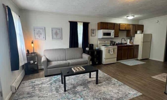 Bessemer Condo | Elevated Ski Chalet at Powderhorn Mountain