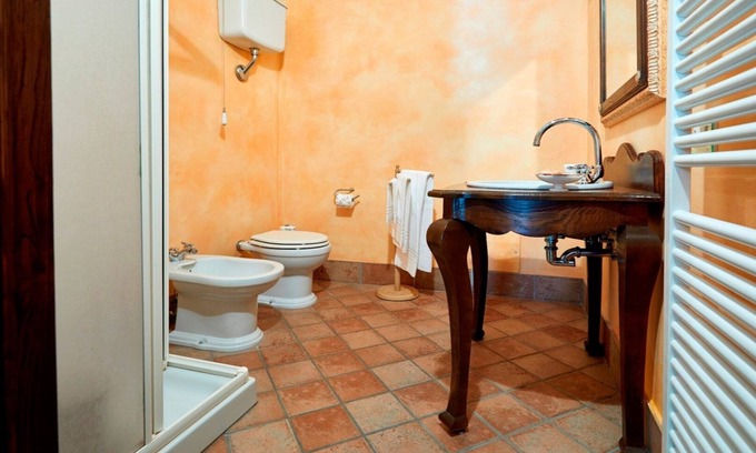 Uncinano Apartment | Eliodoro Apartment 2 people CIN IT054051B5010109554