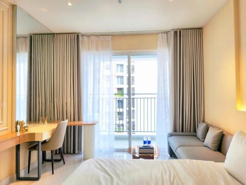 Tan Qui Dong Apartment | Elite Apartment - Resort Pool & Gym by Center HCMC