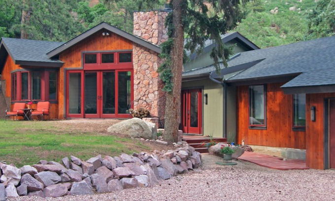 Woodland Park Cabin | Elite mountain retreat, hot tub, walk to waterfalls, hiking, fishing, wildlife.