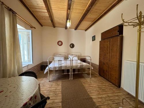 Kutaisi House | Elizabeth's Rooms