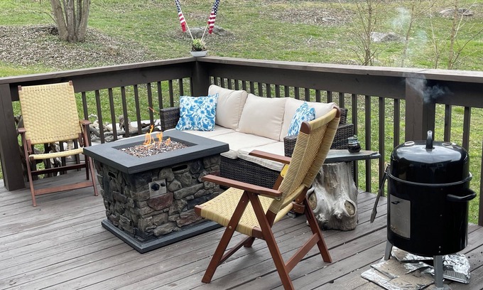 Elizabethton Apartment | Elizabethton Studio - Perfect for Fishing, kayaking, hiking and skiing vacations