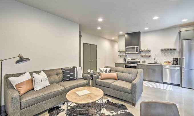 Elkhart Lake Condo | Elkhart Lake Townhome - 20 Mi to Sheboygan!