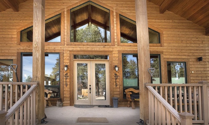 Pagosa Springs House | Elktrace Bed & Breakfast