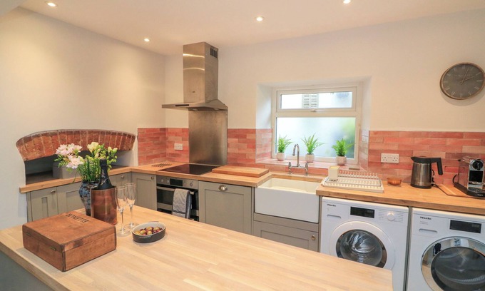 Malborough Cottage | Ellenor
