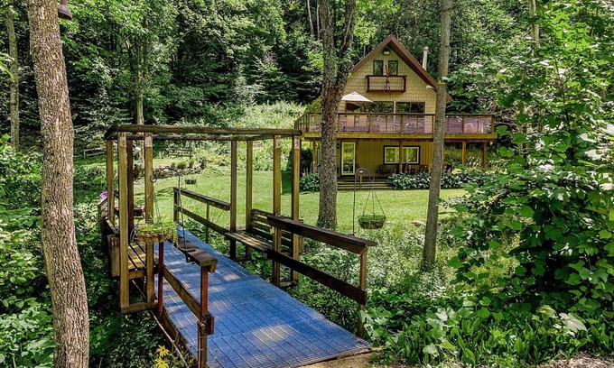 Ellicottville Ski Chalet | Ellicottville Chalet with beautiful storybook creek