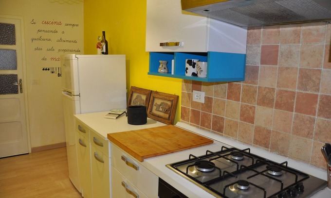 Old Town House | Elly's House next to Osteria Francescana