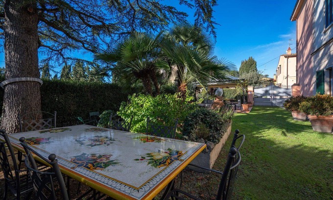 Terricciola Apartment | Ely Apartment In Villa, Wifi, Terricciola, Pisa
