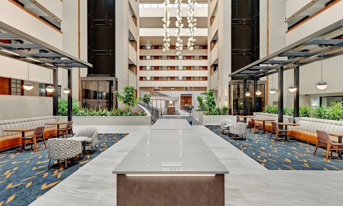 Wheatland Hotel | Embassy Suites by Hilton Oklahoma City Will Rogers Airport