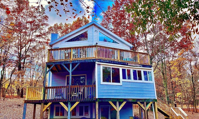 Albrightsville House | Embrace Autumn in the Poconos with a Relaxing Stay at Woodland Escape!