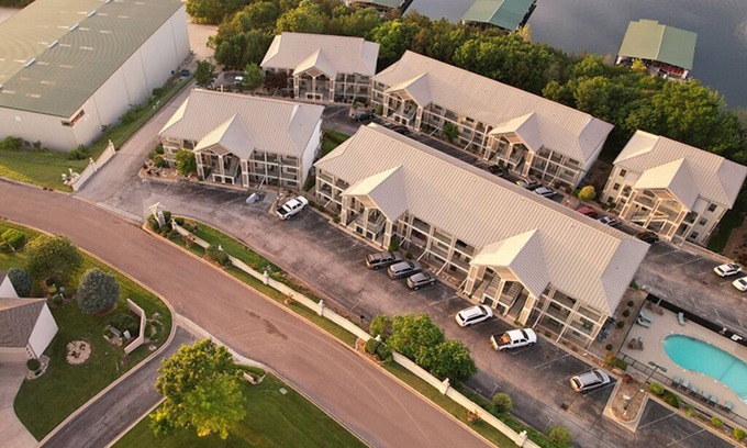 Hollister Condo | EMERALD BAY TABLEROCK CONDO Booking now for 2025