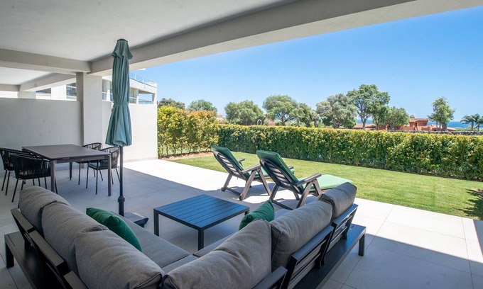 San Roque Apartment | Emerald Green 2380 Golf & beach