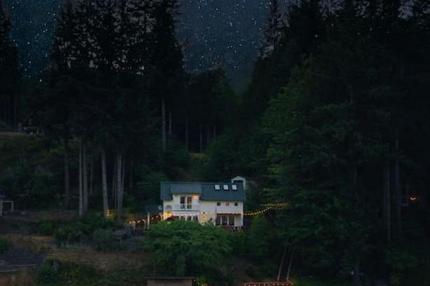 Port Angeles House | Emerald Haven Lakeside Paradise, Ultimate Retreat