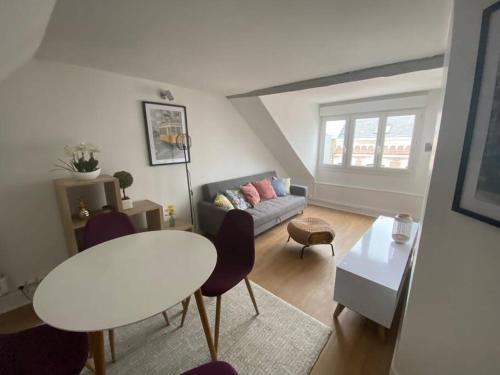 Henriville Apartment | Emeraude B avec salle de sport