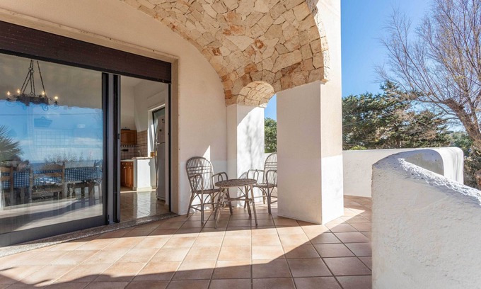 Torre Suda Apartment | Emma's Villa facing the sea with swimming pool