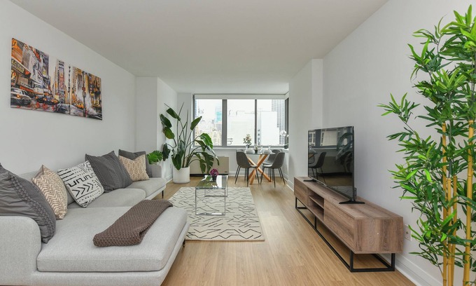 Midtown South Apartment | Empire State Two Bedroom Penthouse