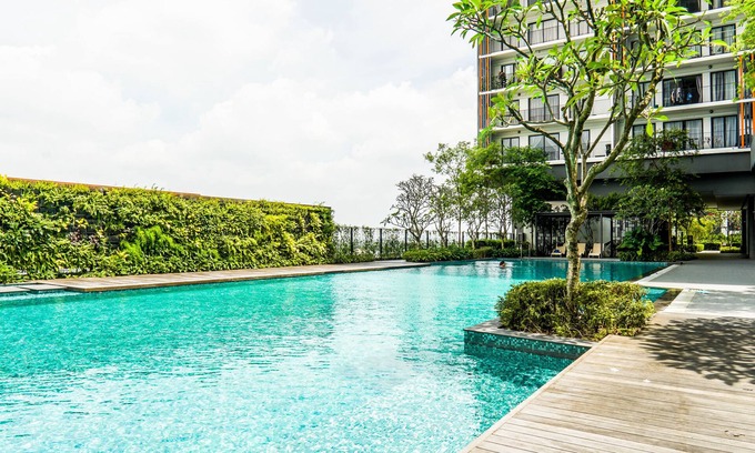 Petaling Jaya Condo | Emporis SOHO Residence by Airhost