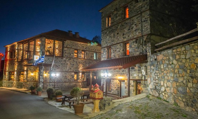 Aghios Athanasios Hotel | Enastron