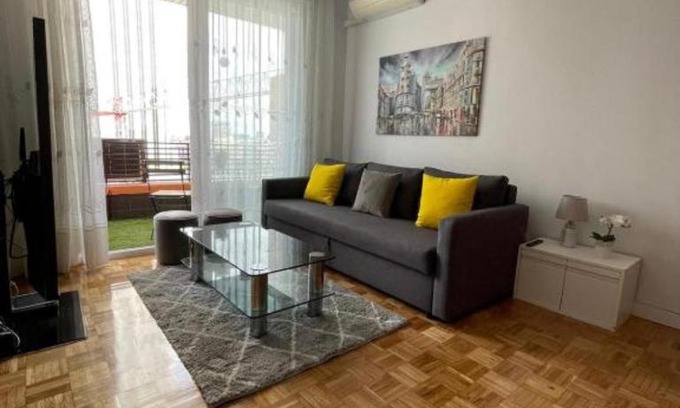 Cuatro Caminos Apartment | Encanto y Comodidad Cerca del Estadio Bernabéu