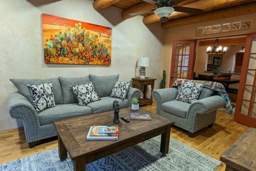 Downtown Santa Fe Apartment | Enchanted Casita with Private Outdoor Hot Tub and Patio, Near Santa Fe Plaza, Sleeps 4 with free parking