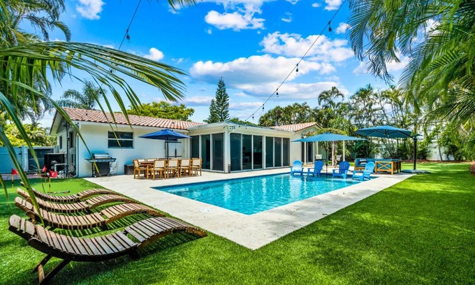 Boynton Beach House | Enchanted Palms Villa