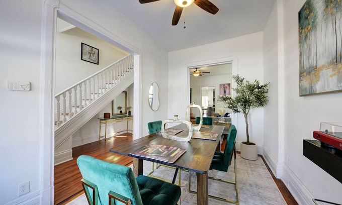 Corktown House | Enchanting 4 BD/2 B house in the heart of Corktown!