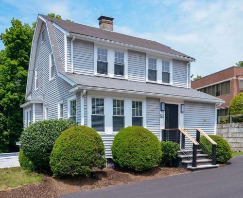Stoneham House | Enchanting Hidden Door Escape