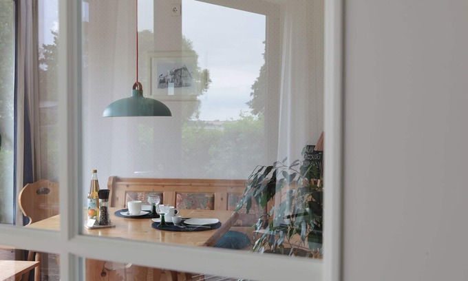 Ropersdorf House | Enchanting little vacation cottage in Röpersdorf directly on Lake Uckersee
