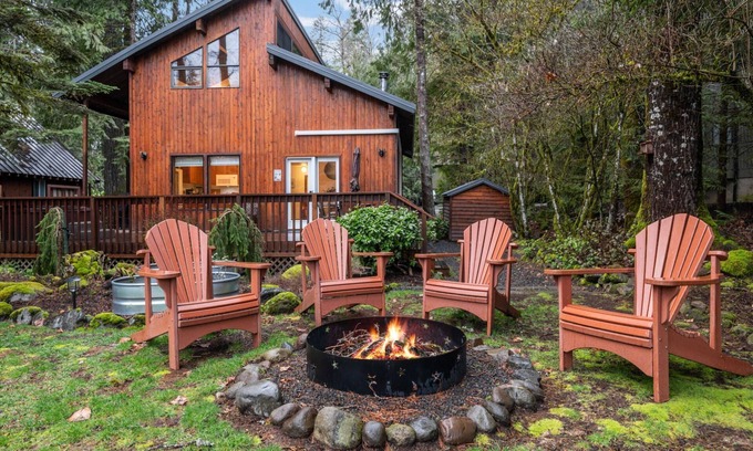 Brightwood House | Enchanting Riverside Experience, Hot Tub, Fire-Pit, Communal Pool, 17 Miles to Mt Hood, Pet-Friendly