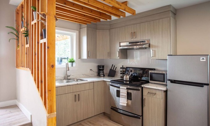Black Mountain House | Enchantment Retreat in Black Mountain, Kelowna!