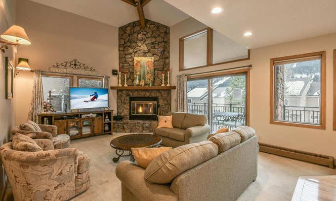 Keystone House | Enclave 12 by SummitCove Lodging