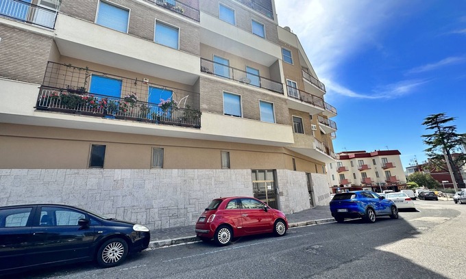 Gaeta Apartment | Endless Summer Gaeta: 150m from Serapo Beach and a few minutes from downtown.