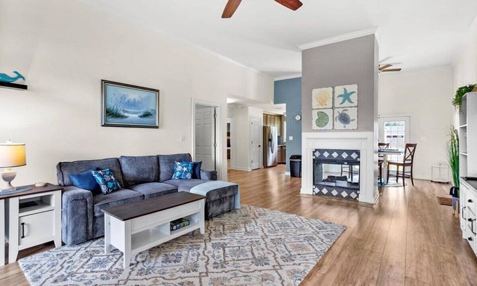 Ocean Springs House | Endless Summer Retreat with Private Pool near Beach