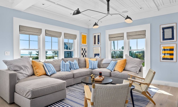 Chatham House | Enjoy a Cape Cod beach vacation on the beach in picturesque Chatham.