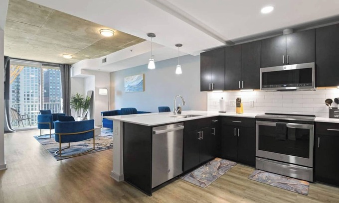 Midtown Apartment | Enjoy a stylish experience at this centrally-located Midtown Atlanta vibe