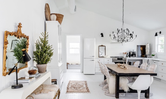 Folly Beach House | Enjoy a winter getaway to the Beach! Stunning 2BR Beach Cottage
