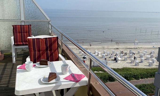 Wangerooge Apartment | Enjoy a wonderful vacation with a direct sea view!