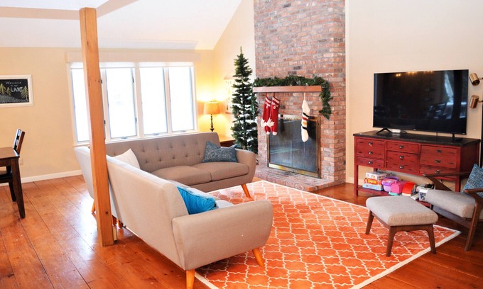 Grantham Condo | Enjoy beautiful water views and water access to West Cove from this light-filled condo