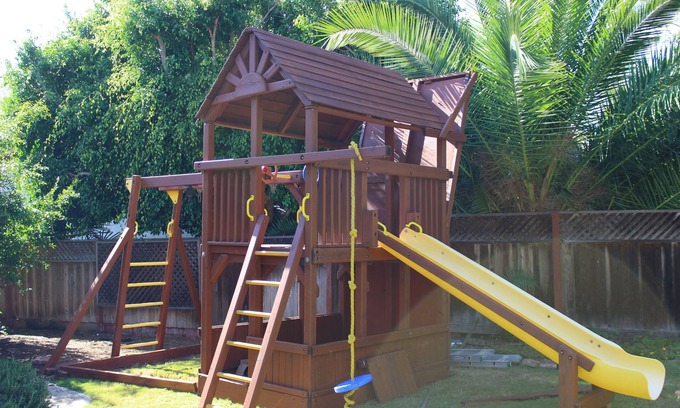 Olde Carlsbad House | Enjoy fresh eggs! Family Retreat-Beach Oasis: 6 bedrooms, large Yard/garden,