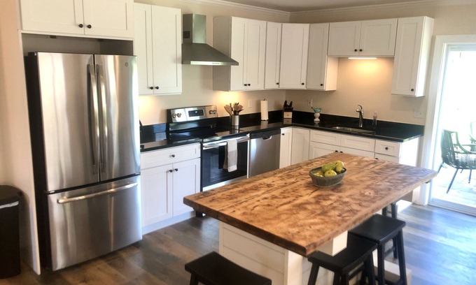 Middletown House | Enjoy Newport & Our Beaches In A Modern, Open Concept Home - Fits 12 Comfortably