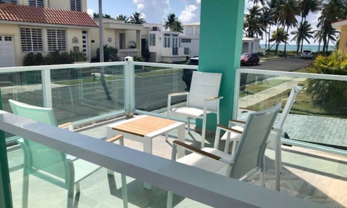 Rio Abajo House | Enjoy quiet and secluded island living