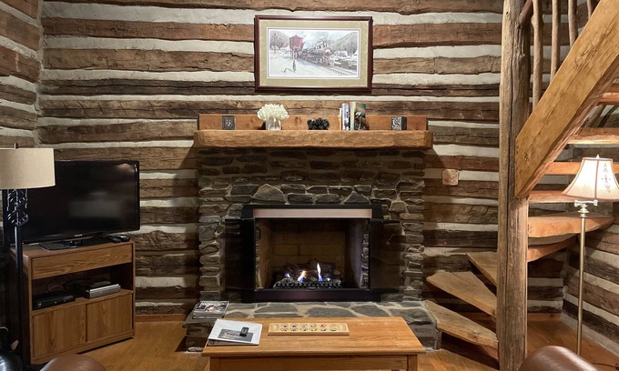 Todd Cabin | Enjoy summer in Todd NC! 5 min from Old Barn Winery 10 min to W Jeff
