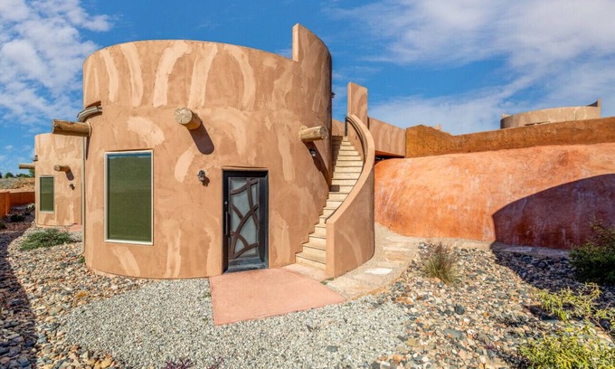 Virgin RV Rental | Enjoy Sunsets at Zion - King Bed Cliff Dwelling W/Hot Tub