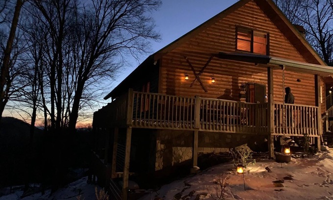Mars Hill Cabin | Enjoy this sprawling property and its wide range of amenities. A wonderful home for large groups.