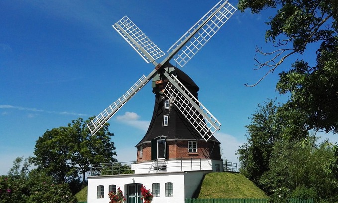 Oldenswort House | Enjoy your holidays in the historic, romantic windmill Catharina