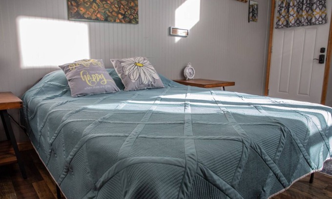 Saluda Cabin | Ensuring a Very Comfortable & Memorable Stay! Pets are Allowed, Near Green River