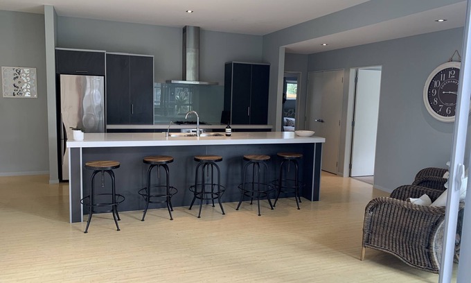 Waihi Beach House | Entertainers Home at the Beach