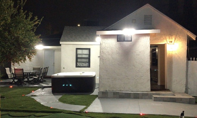 Pacoima House | Entire 3 Bedroom Home with Golf Putting & hot spa