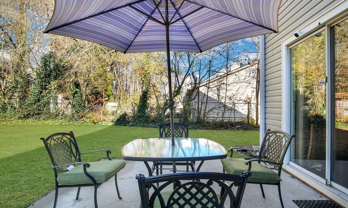 Duluth House | Entire 3 Bedroom Luxury in Atlanta Metro with private backyard.